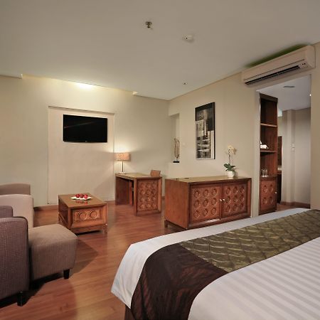 Aston Tanjung City Hotel Eksteriør billede