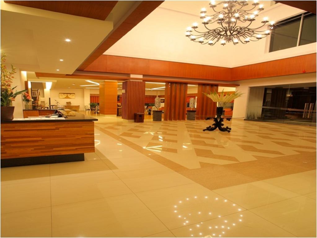 Aston Tanjung City Hotel Eksteriør billede