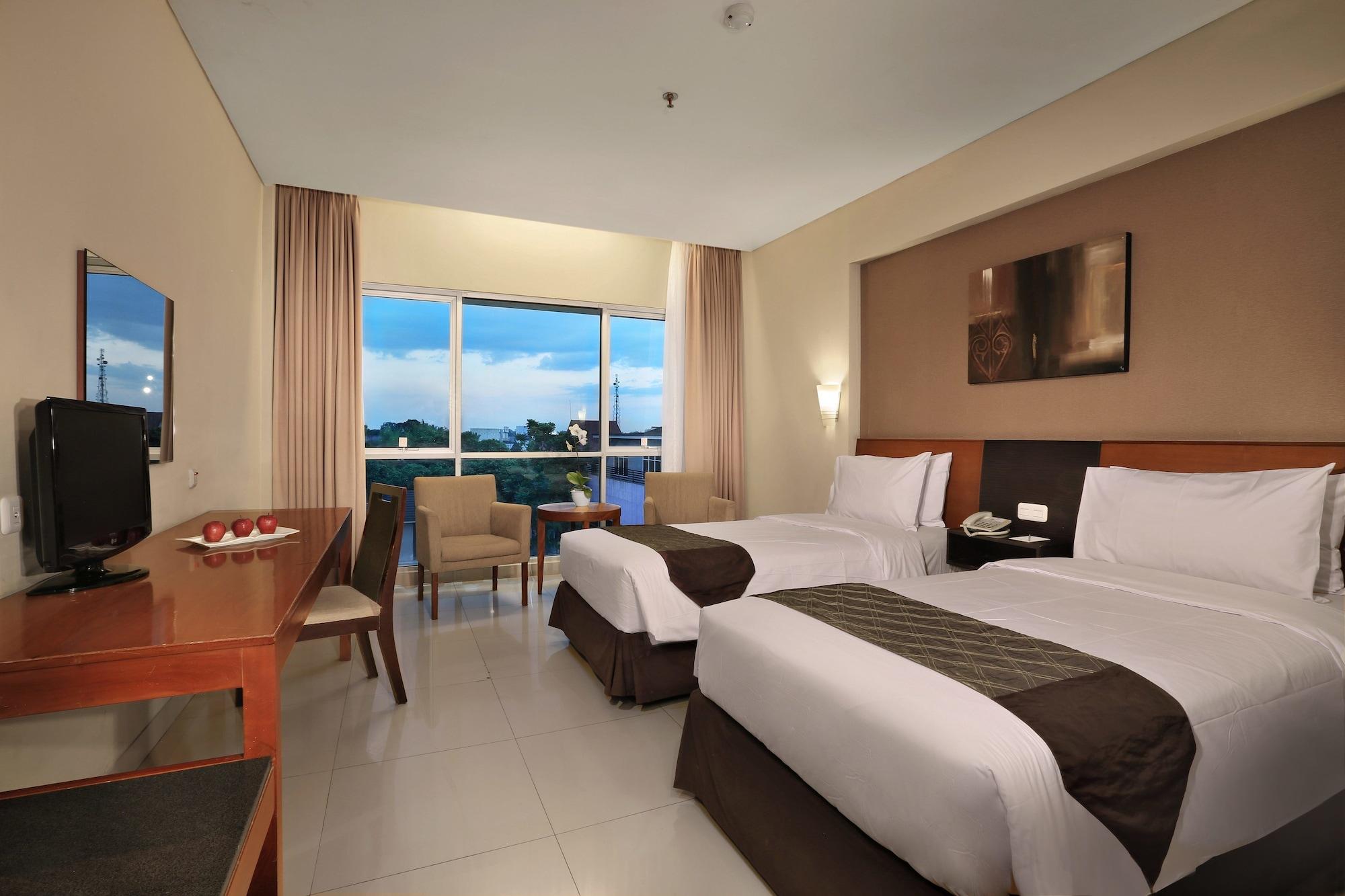 Aston Tanjung City Hotel Eksteriør billede
