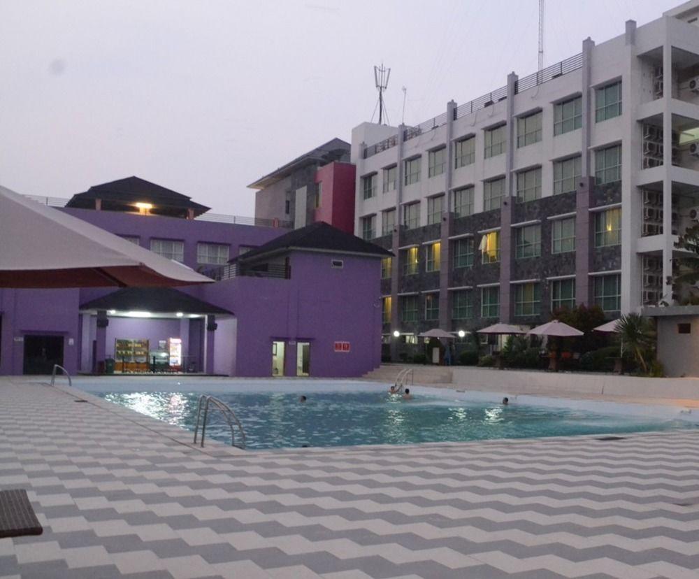 Aston Tanjung City Hotel Eksteriør billede