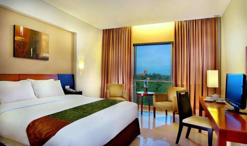 Aston Tanjung City Hotel Eksteriør billede